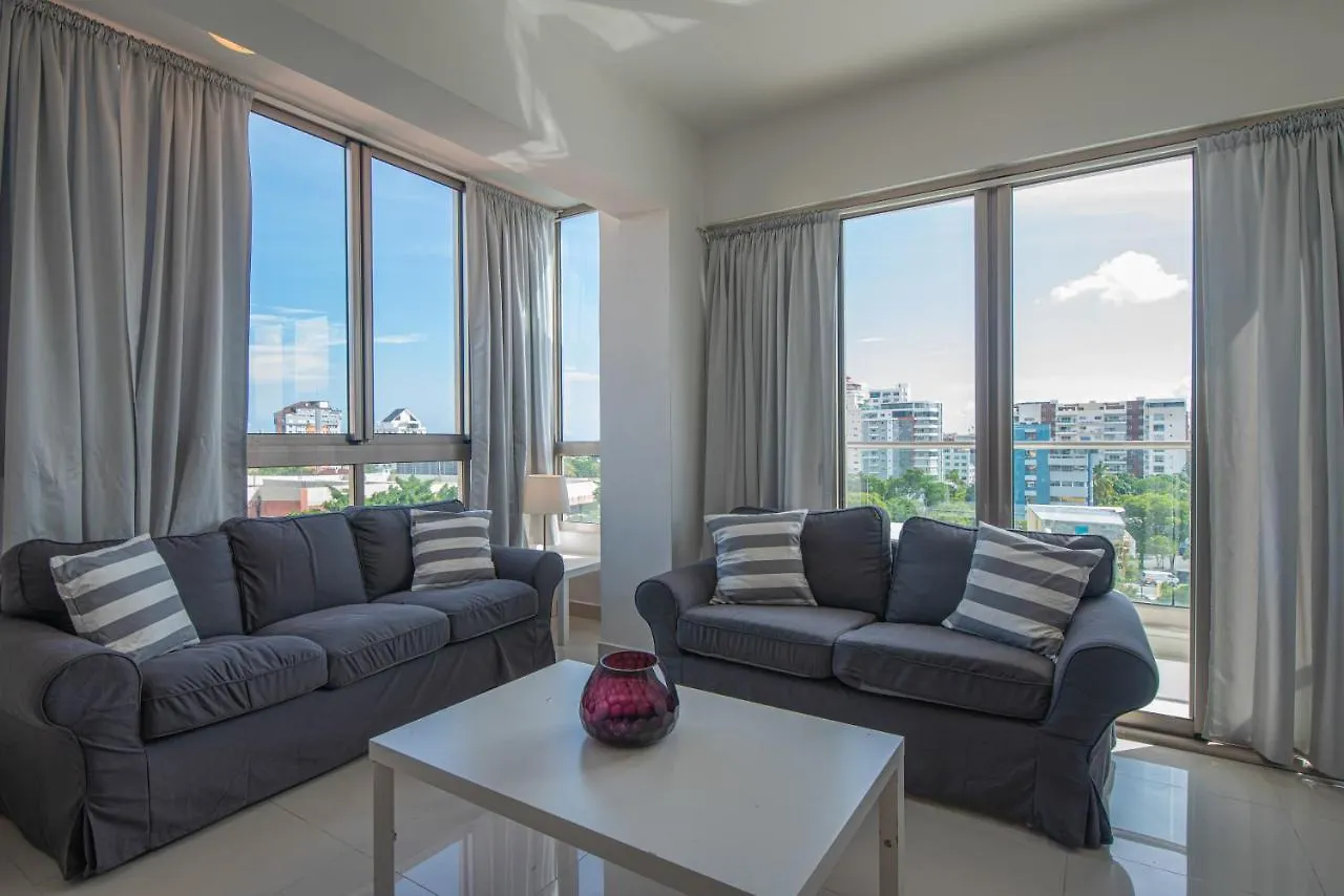 Escape Apartments, Balcony, Pool & Gym In La Julia Santo Domingo