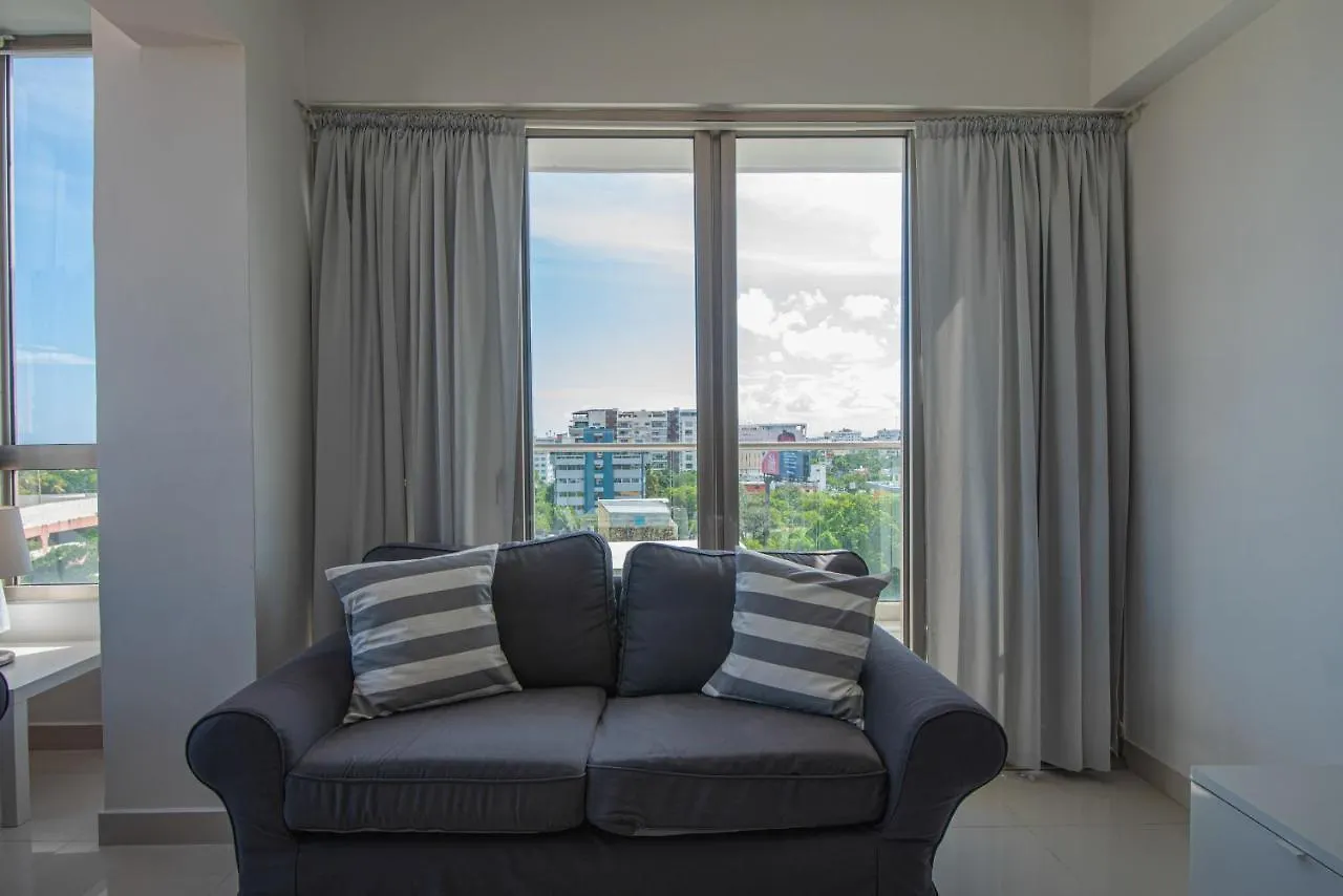 Escape Apartments, Balcony, Pool & Gym In La Julia Santo Domingo Apartment