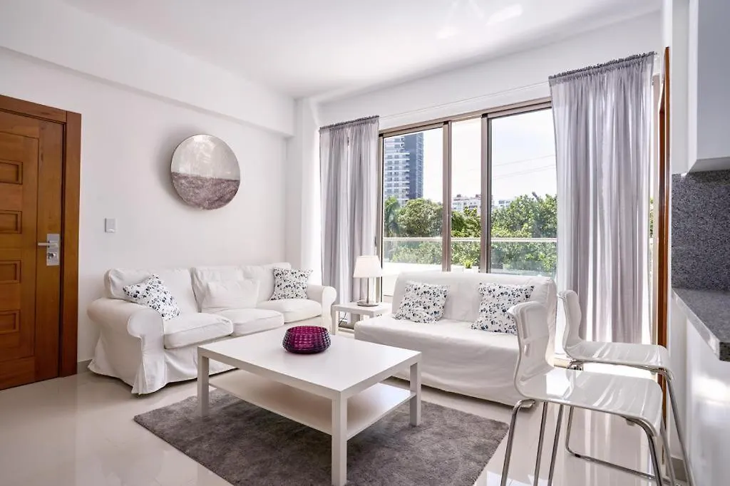 Escape Apartments, Balcony, Pool & Gym In La Julia Santo Domingo Apartment