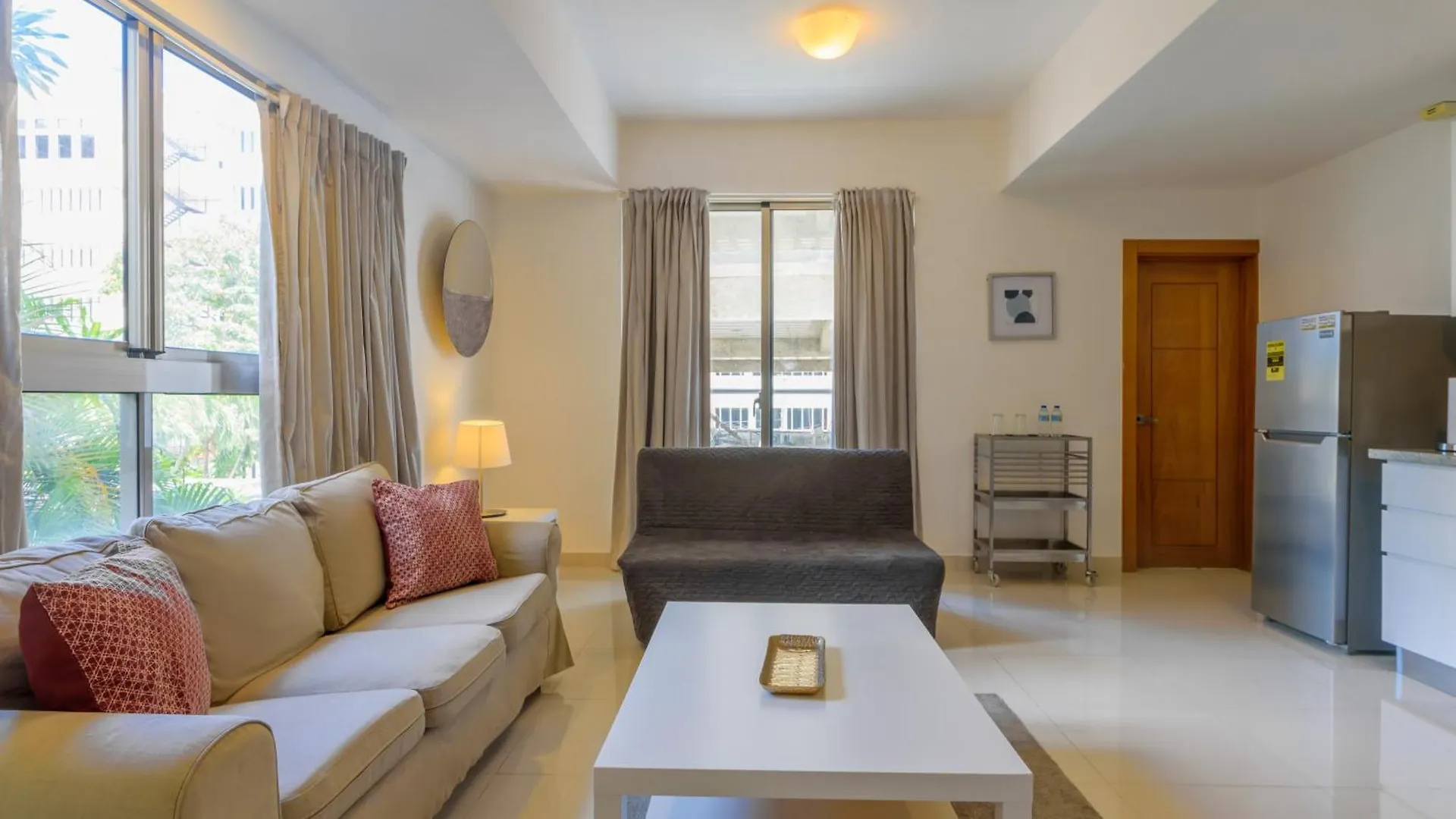 Escape Apartments, Balcony, Pool & Gym In La Julia Santo Domingo Apartment