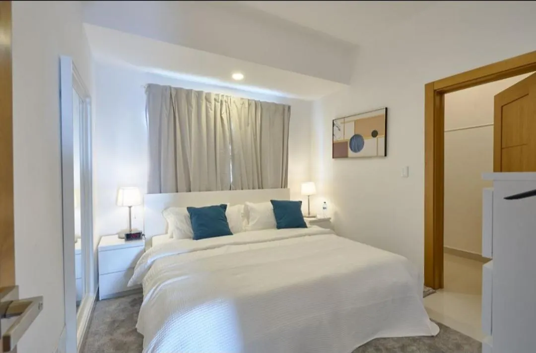 Escape Apartments, Balcony, Pool & Gym In La Julia Santo Domingo